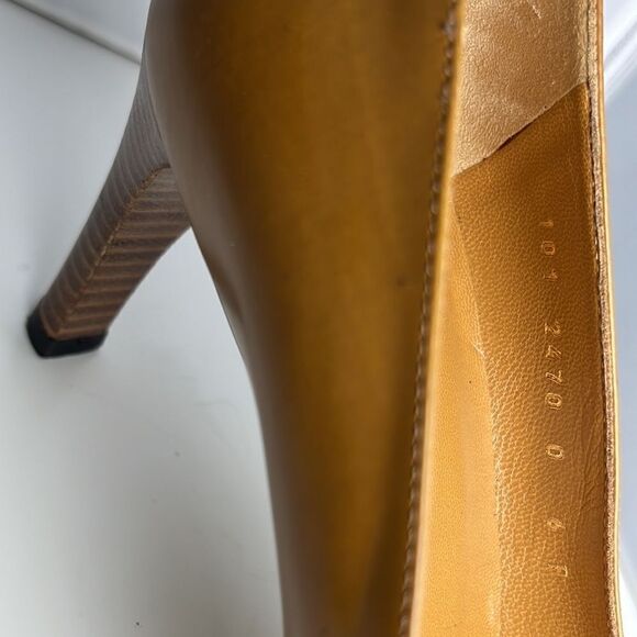Vintage Authentic Gucci Heels. - Picture 5 of 12
